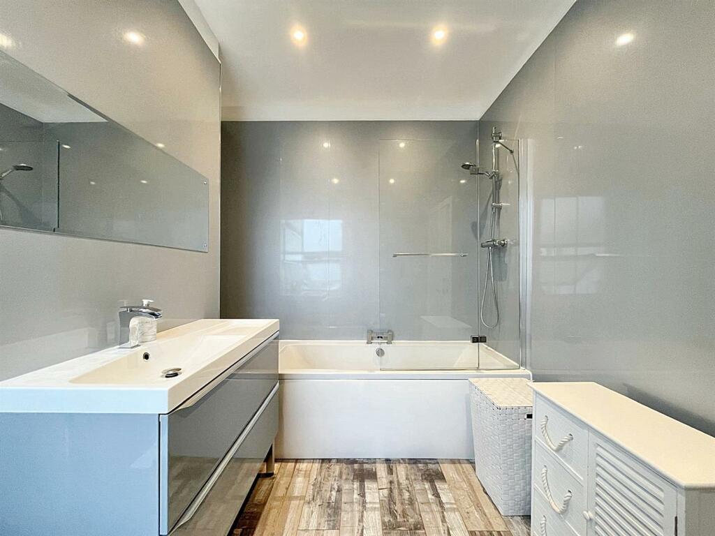 Additional image 13 of Winchcombe Road, Eastbourne