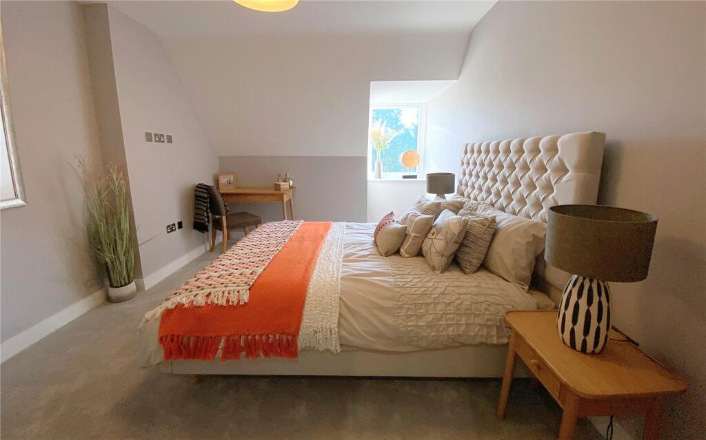 Additional image 4 of Vita Maris, 19-21 Wortley Road, Highcliffe, Dorset, BH23