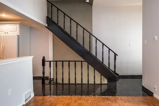 Additional image 14 of 136 Dundurn St