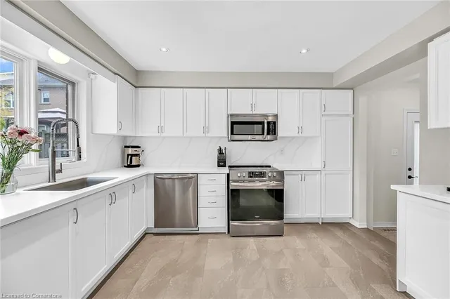 Additional image 12 of 200 Fellowes Cres