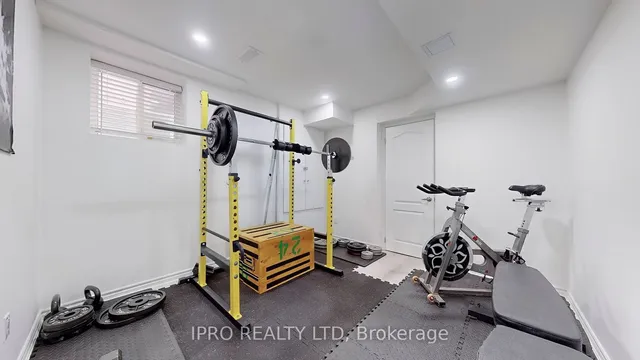 Additional image 35 of 36 Yarmouth St