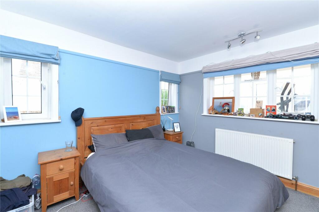 Additional image 11 of Barton Lane, Barton on Sea, New Milton, Hampshire, BH25