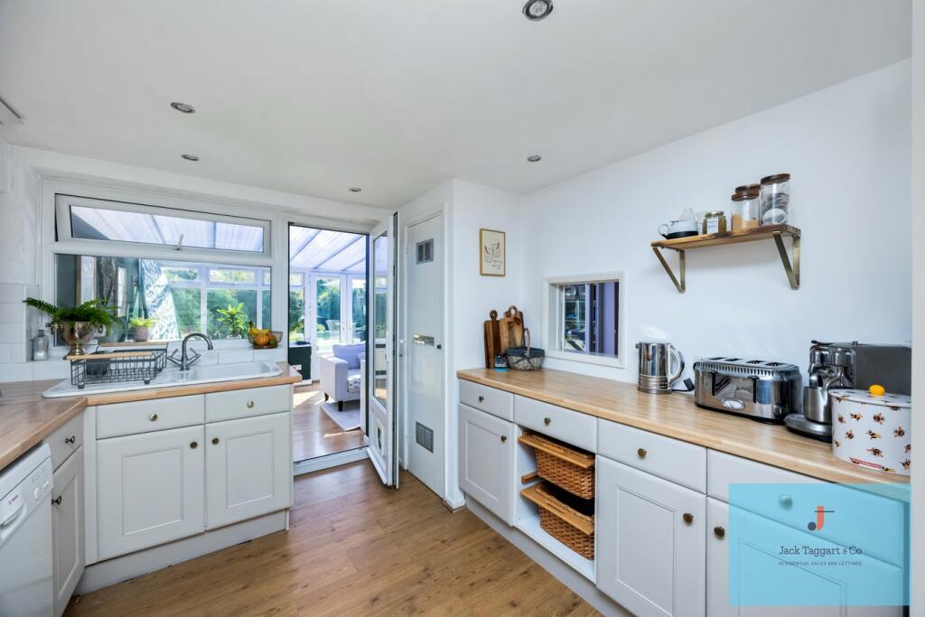 Additional image 7 of Mansell Road, Shoreham-by-Sea, BN43