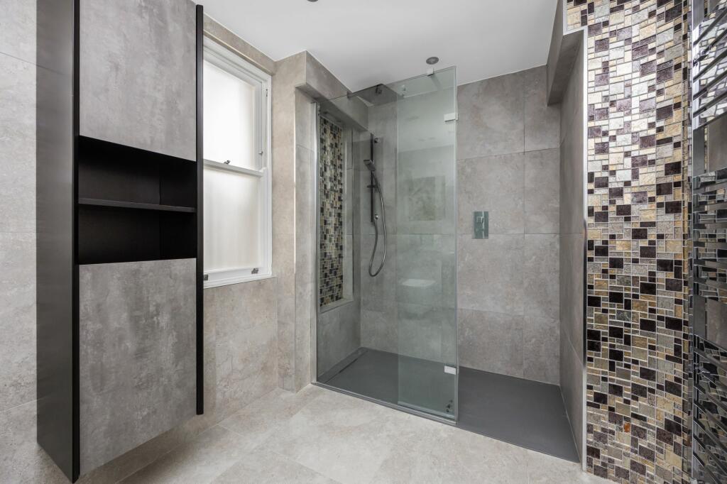 Additional image 4 of Adelaide Crescent, Hove, BN3