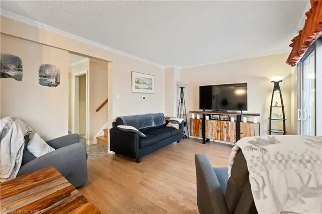 Additional image 18 of 201 Queen Victoria Dr Unit 137