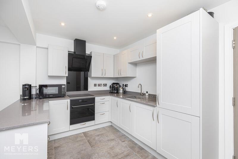 Additional image 4 of Castle Manor, 2a Wick Lane, Christchurch, BH23