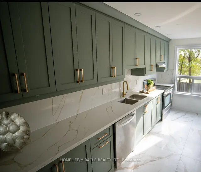 Additional image 16 of 42 Eden Park Dr