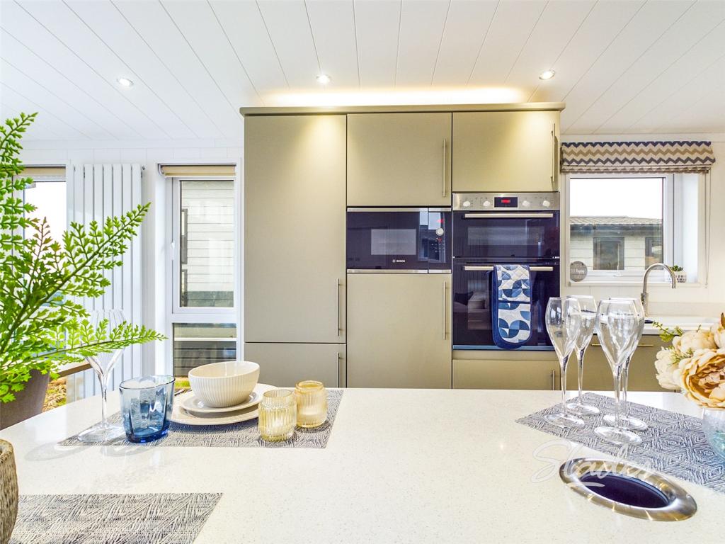 Additional image 10 of Bay View, Hoburne Naish, Christchurch Road, New Milton, BH25