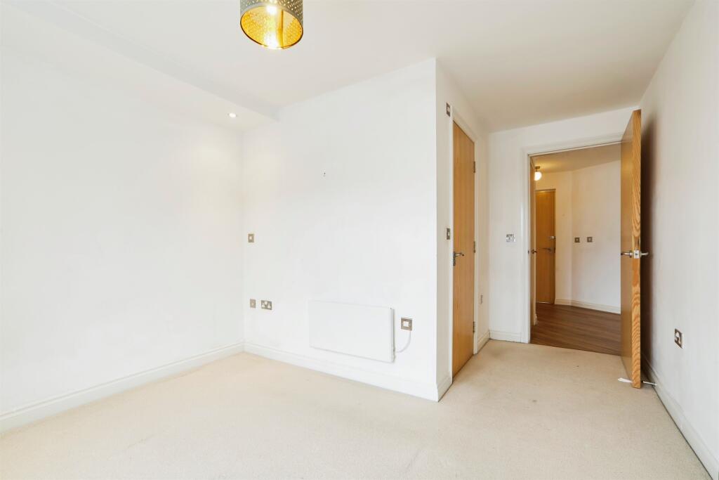 Additional image 8 of View Croft Road, Shipley