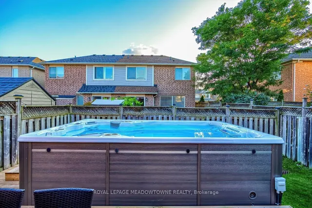 Additional image 37 of 733 Edwards Ave