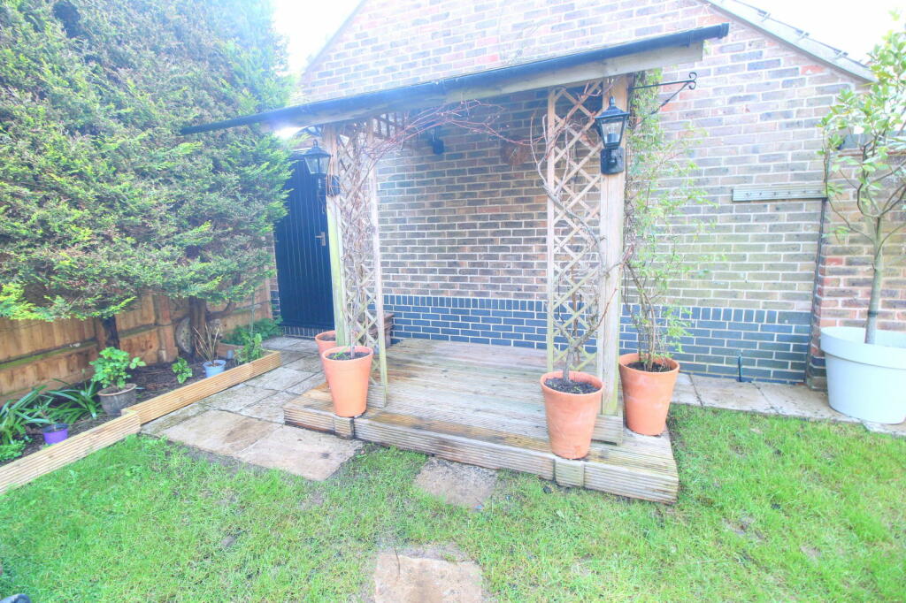 Additional image 9 of Chiltern Close, Eastbourne, BN23 8HD