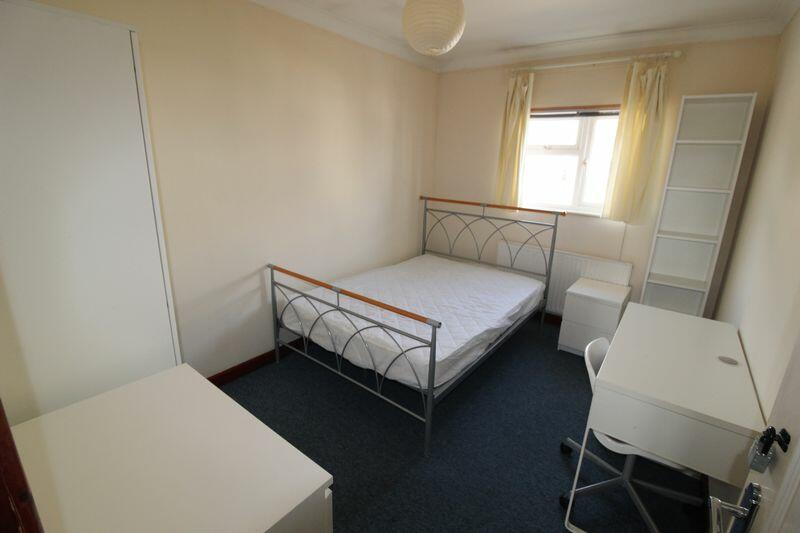 Additional image 13 of AVAILABLE SEPTEMBER 2025 -4 Double bedroom Student property Bournemouth