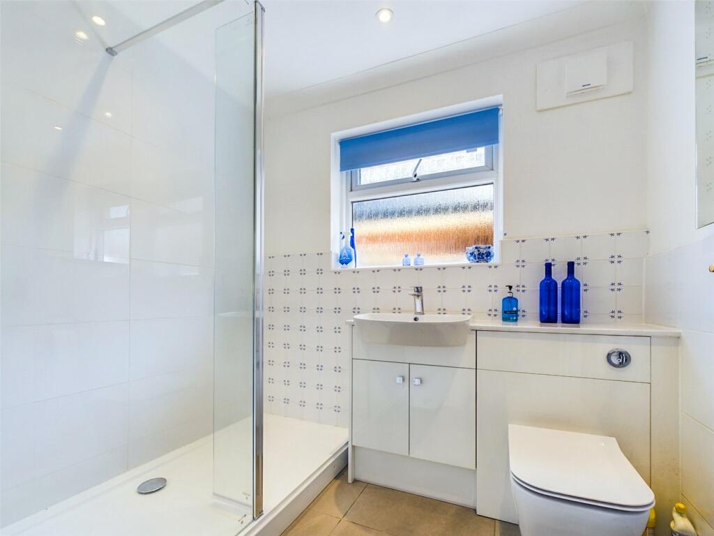 Additional image 8 of Elphinstone Road, Highcliffe, Christchurch, Dorset, BH23