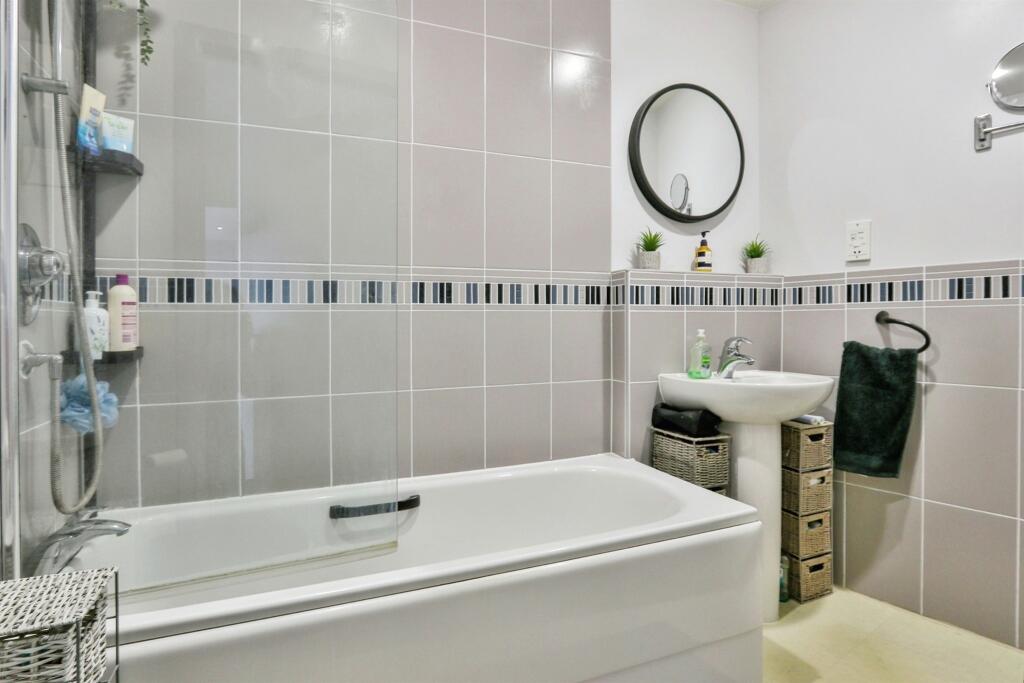 Additional image 13 of Commercial Road, BOURNEMOUTH