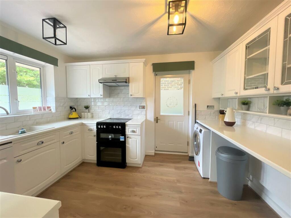 Additional image 8 of Beachy Head Road, Eastbourne, BN20 7QP