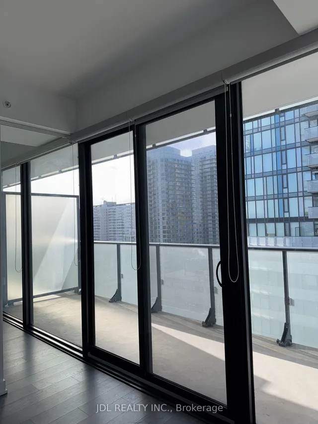 Additional image 11 of 185 Roehampton Ave Unit 1912