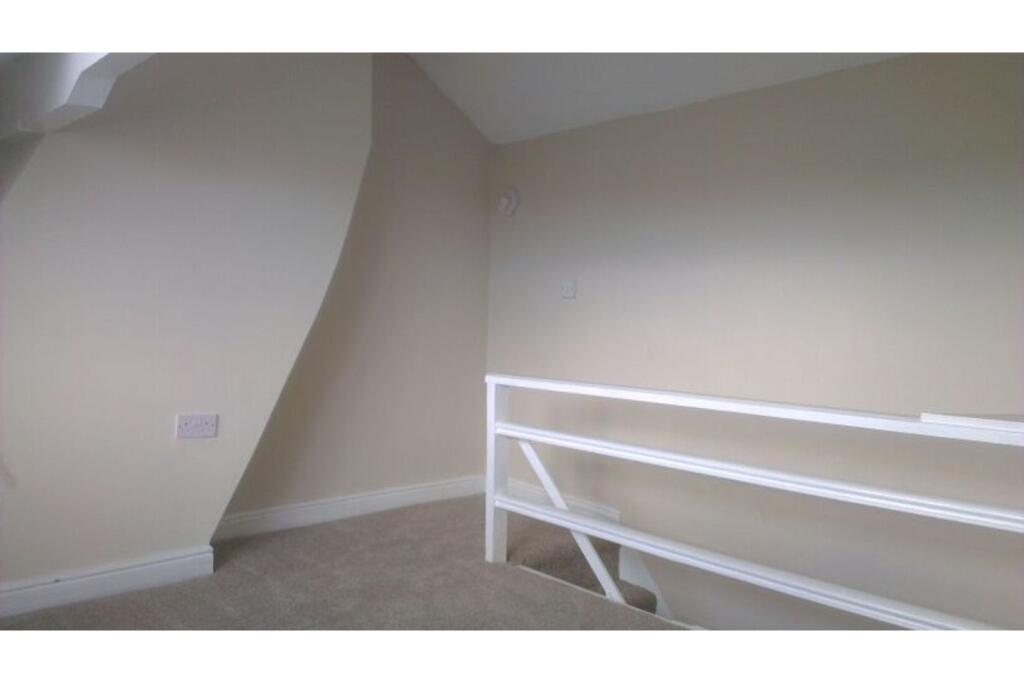 Additional image 5 of Sandygate Terrace, Bradford, BD4