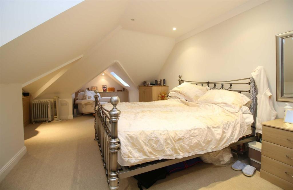 Additional image 8 of Becton Lane, Barton On Sea, Hampshire, BH25