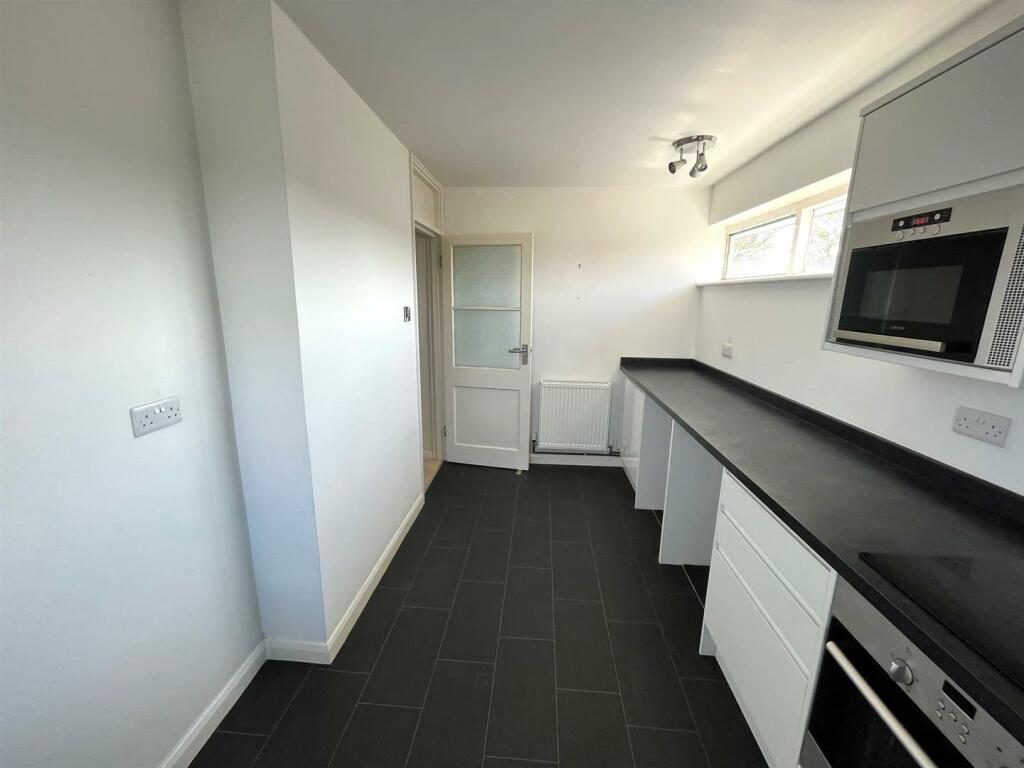 Additional image 4 of Fincham Close