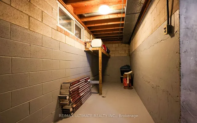 Additional image 24 of 83 Burr Ave