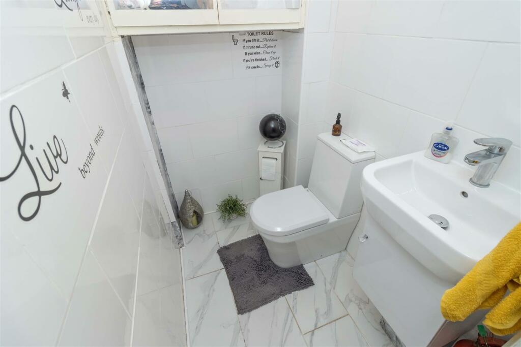 Additional image 6 of South Terrace, Littlehampton, BN17 5LE