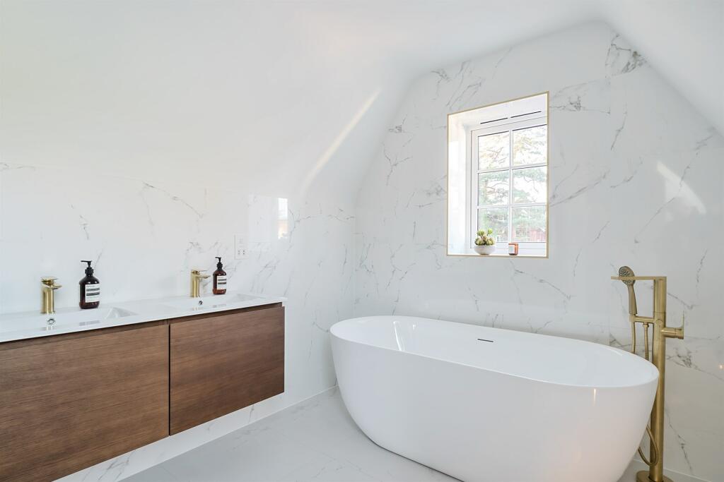 Additional image 16 of Meyrick Park