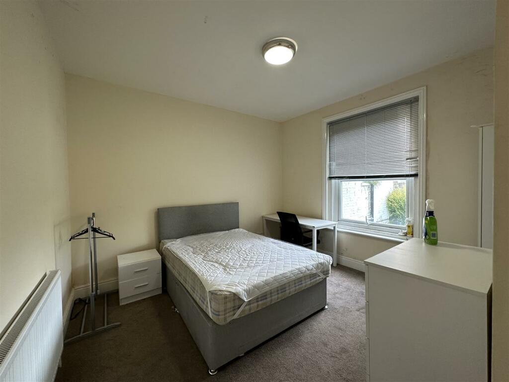 Additional image 12 of LUXURY STUDENT HOUSE Alma Road, Winton