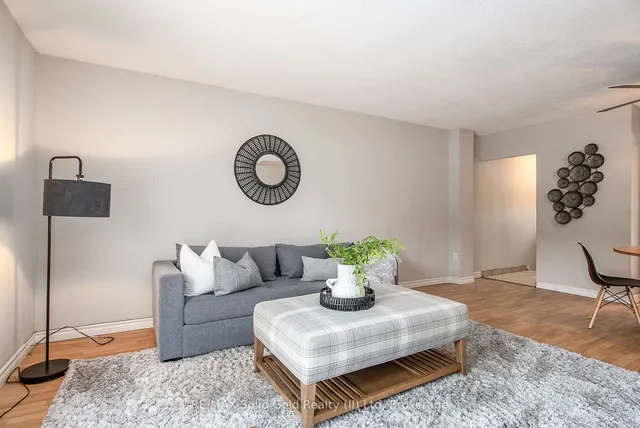 Additional image 14 of 162 Jansen Ave Unit 21