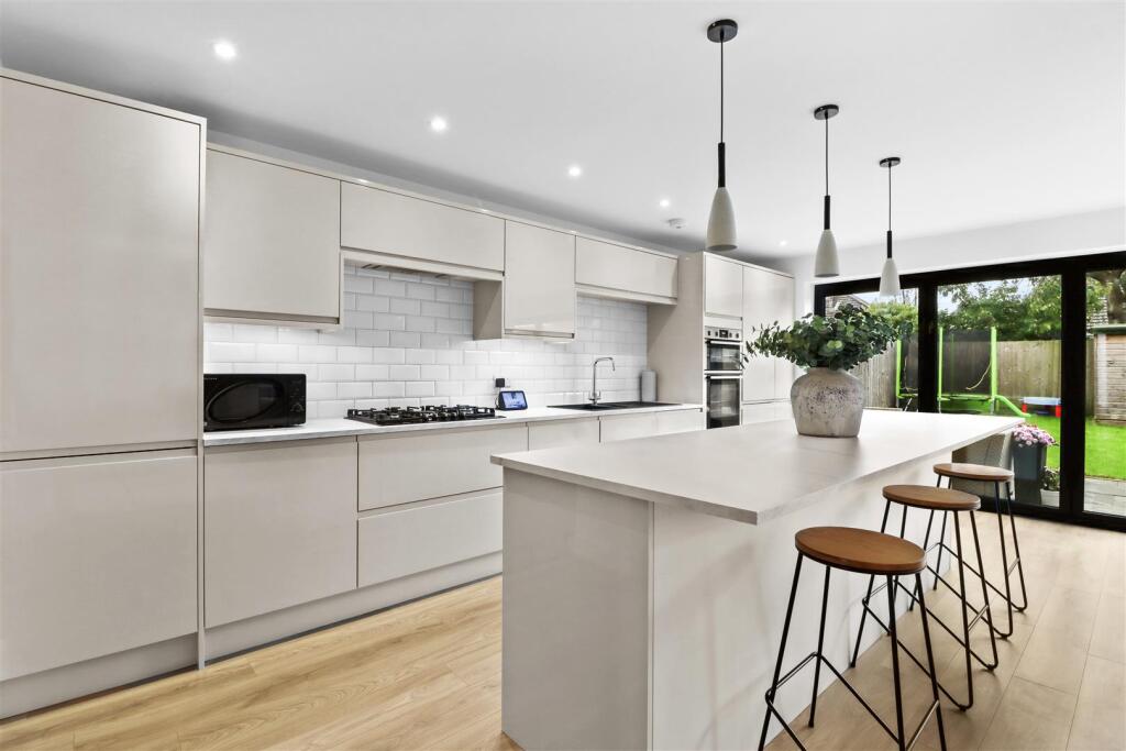 Additional image 19 of Dymchurch Close, Seaford