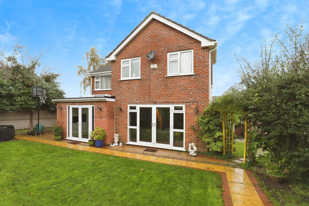 Additional image 16 of Locksley Drive, Ferndown, Dorset, BH22