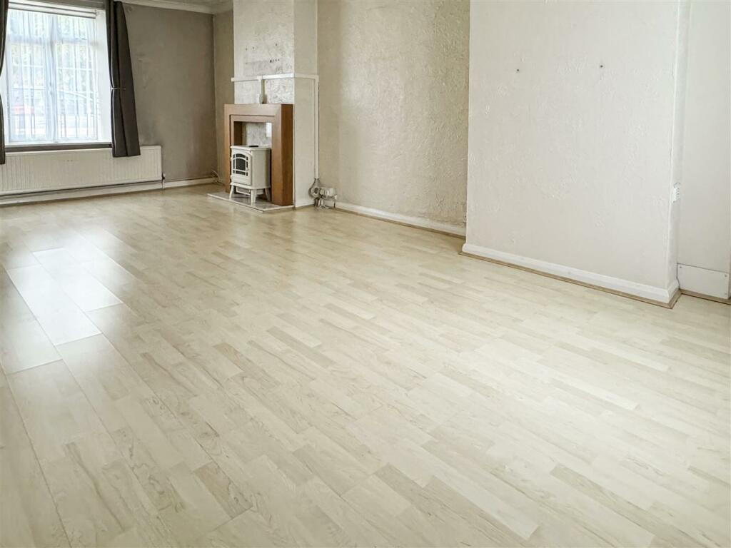 Additional image 4 of Beaconsfield Road, Littlehampton