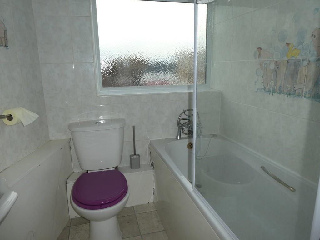 Additional image 5 of Manor Parade, Church Street