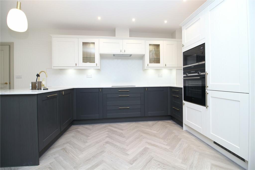 Additional image 10 of Bordeaux, Chewton Farm Road, Walkford, Dorset, BH23