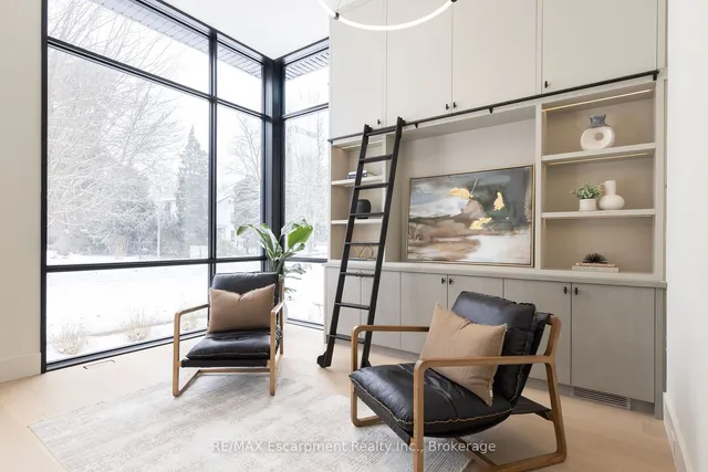 Additional image 33 of 2110 Blyth Cres