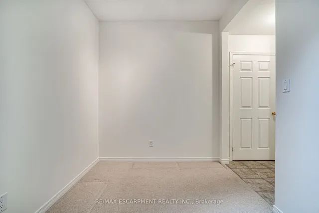 Additional image 14 of 1000 CREEKSIDE Dr Unit 605