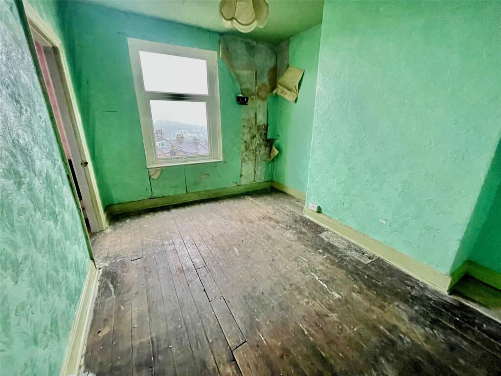 Additional image 8 of Park Cliffe Road, Bradford, West Yorkshire, BD2