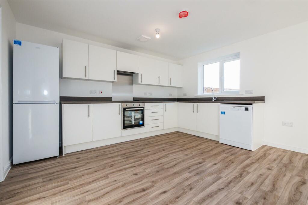 Additional image 3 of Moorland Lane, Bradford, BD4