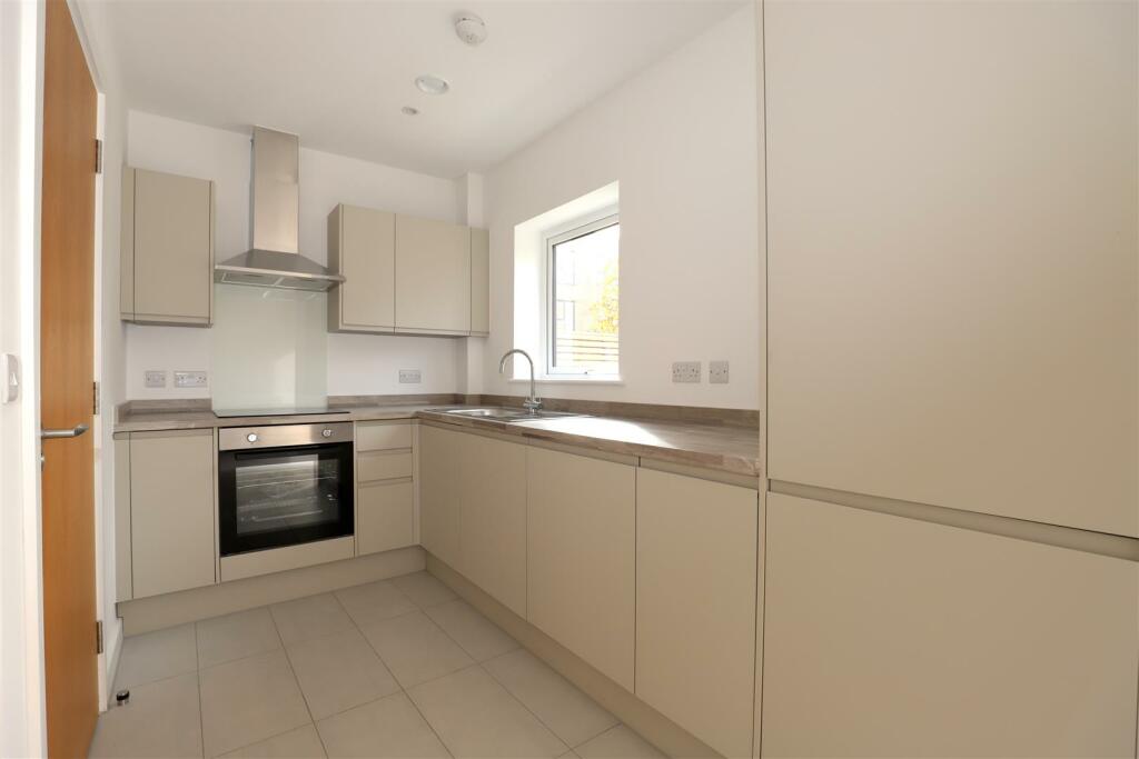 Additional image 15 of Neighbourhood, Bolton, BL1