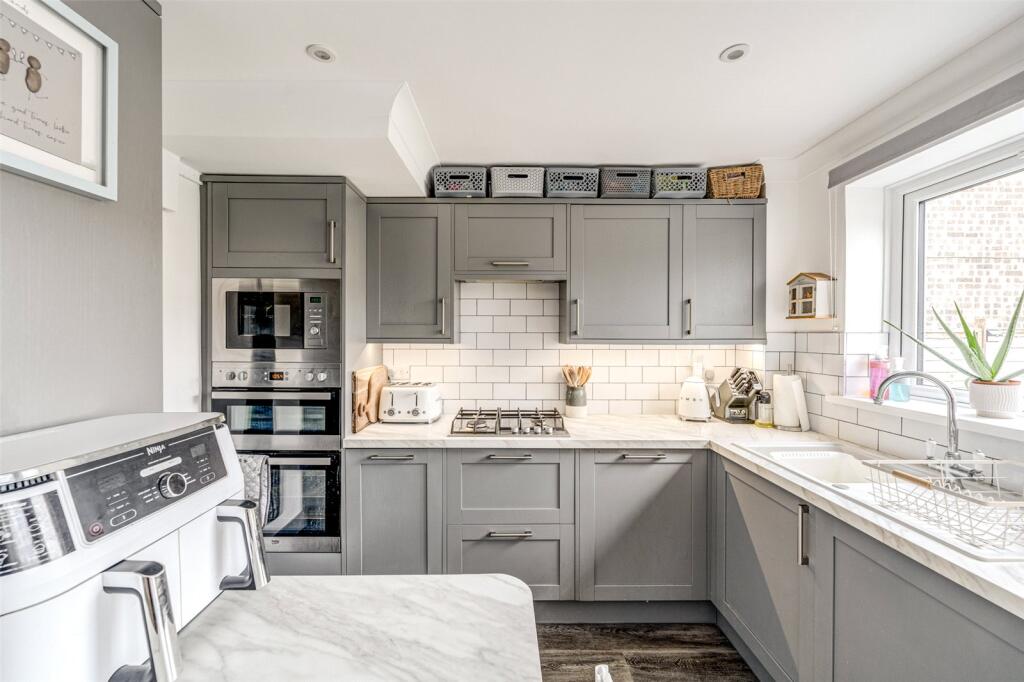 Additional image 2 of Willow Crescent, Worthing, West Sussex, BN13