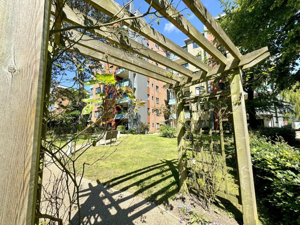 Additional image 28 of Parkstone Road, Poole, BH15