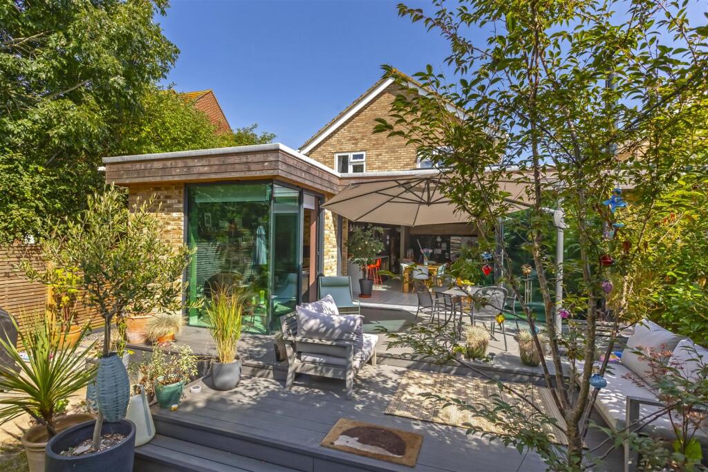 Additional image 3 of Ryecroft Gardens, Goring-By-Sea, Worthing