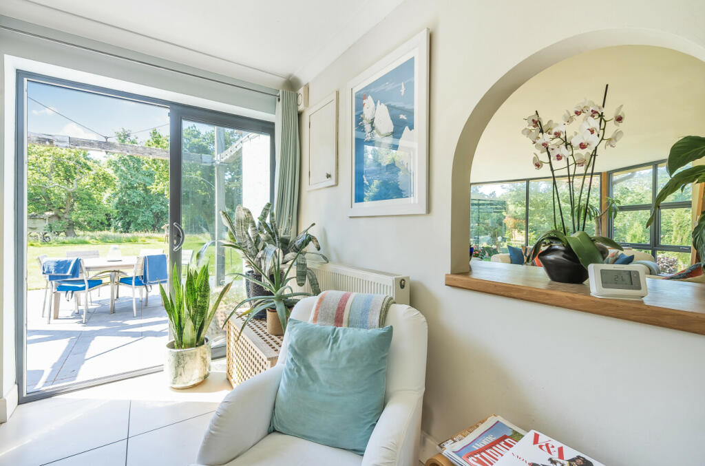 Additional image 6 of New Milton, Hampshire, BH25