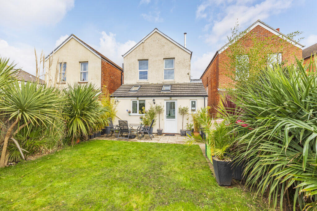 Additional image 21 of Madison Avenue, Bournemouth, BH1 4NU