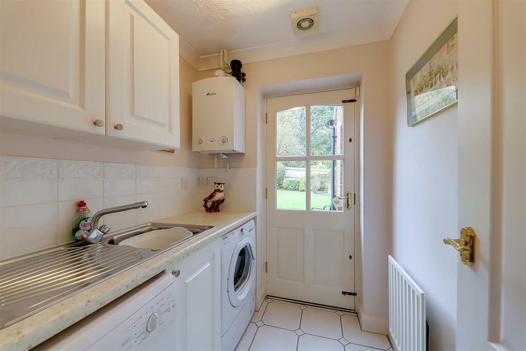 Additional image 10 of Swandean Close, Worthing