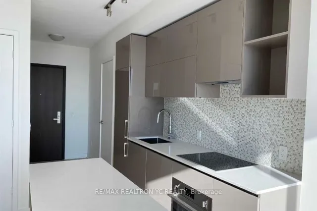 Additional image 7 of 1 Yorkville Ave Unit 3309