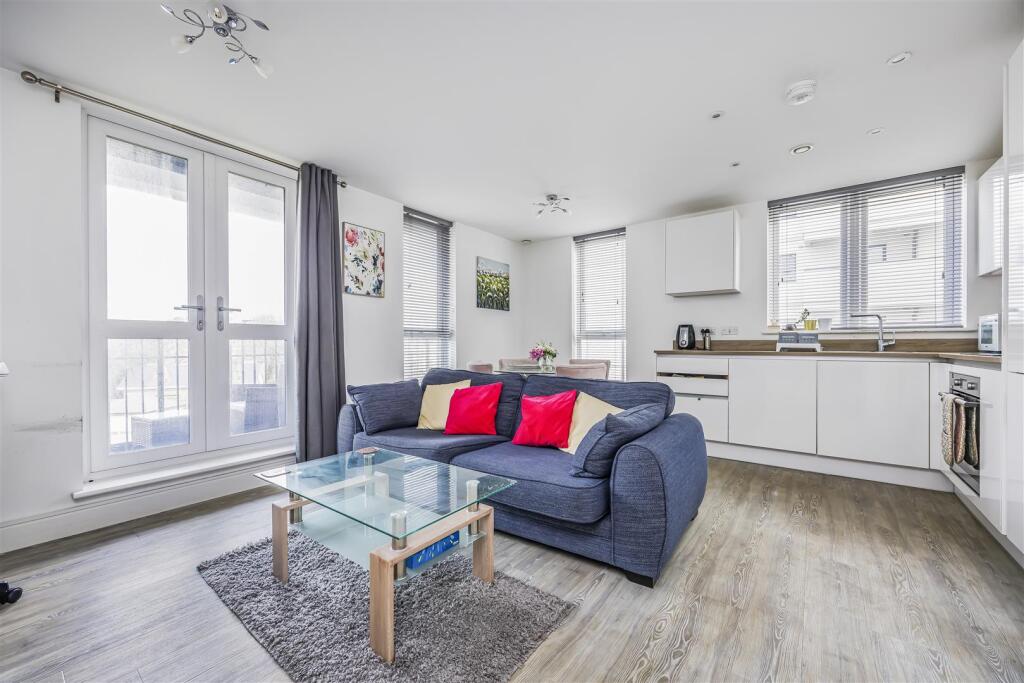 Additional image 17 of West Cliff Road, Bournemouth