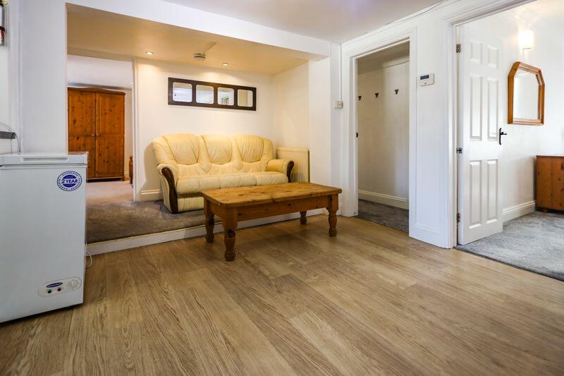 Additional image 6 of Winton, Student Property
