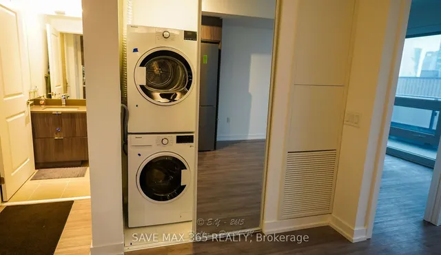 Additional image 33 of 395 Bloor St Unit 2503