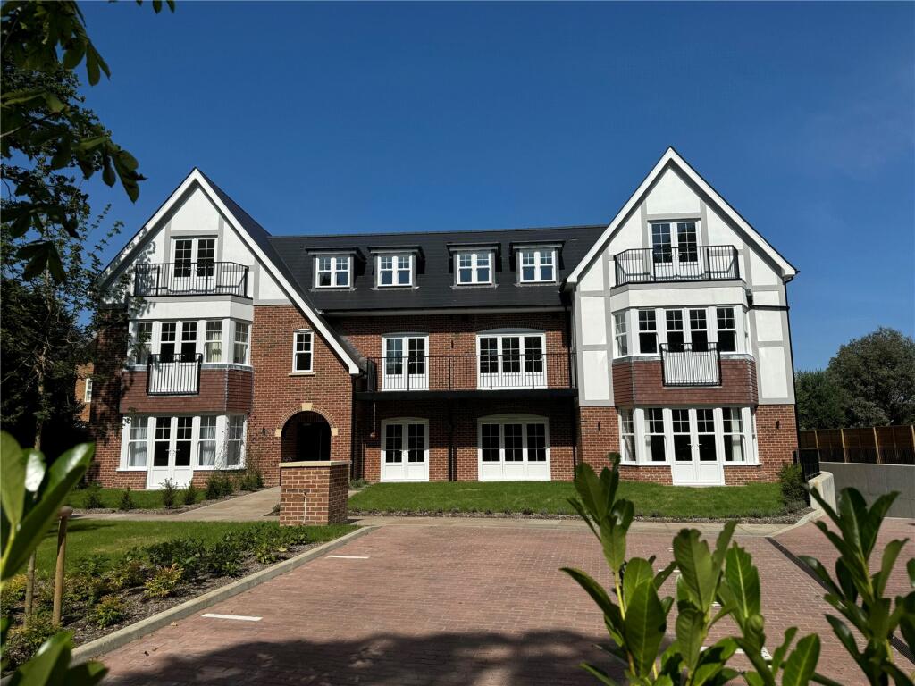 Primary image of Bordeaux, Chewton Farm Road, Walkford, Dorset, BH23