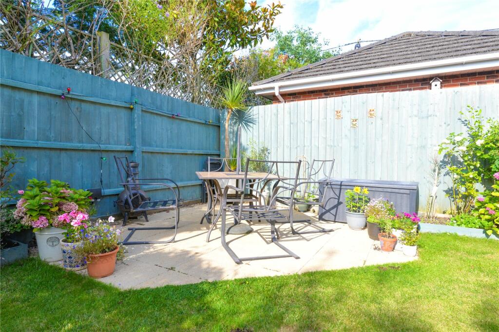 Additional image 12 of Avenue Road, New Milton, Hampshire, BH25